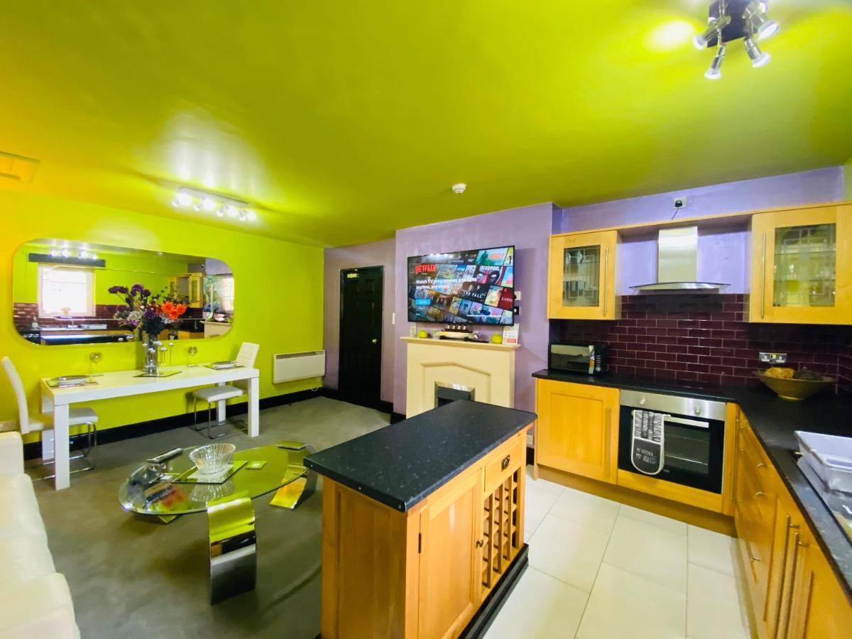 Phoenix Apartments グール エクステリア 写真